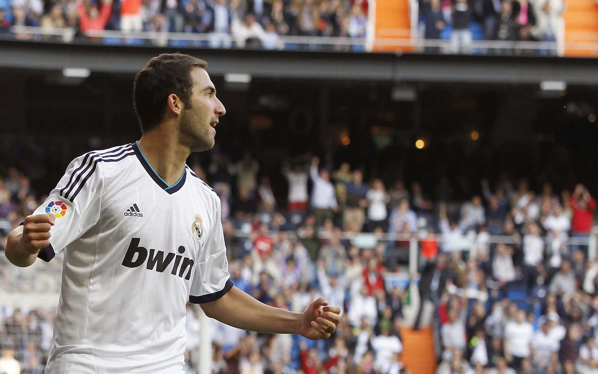 掘金约基奇率队继续连胜，nba掘金约基奇